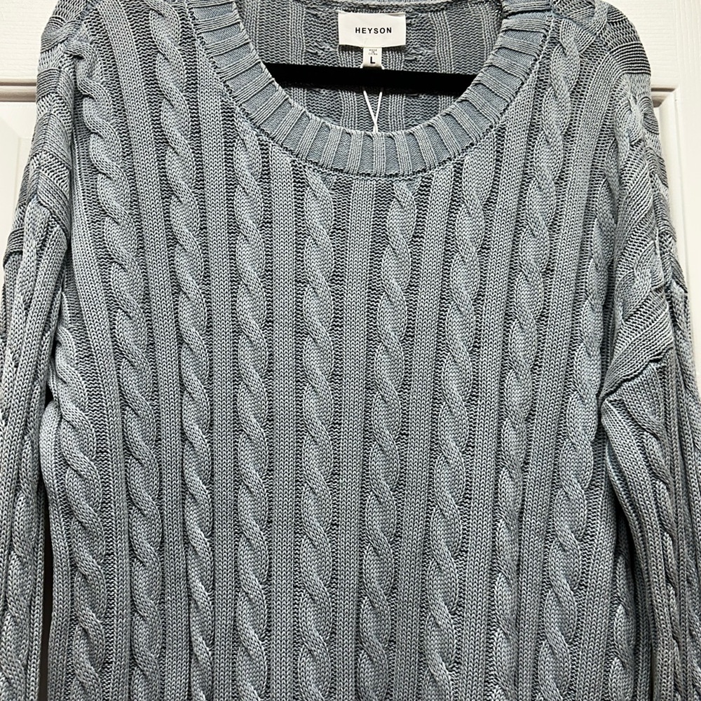 Heyson Cable Knit Sweater *NEW WITH TAGS* - Picture 2 of 9